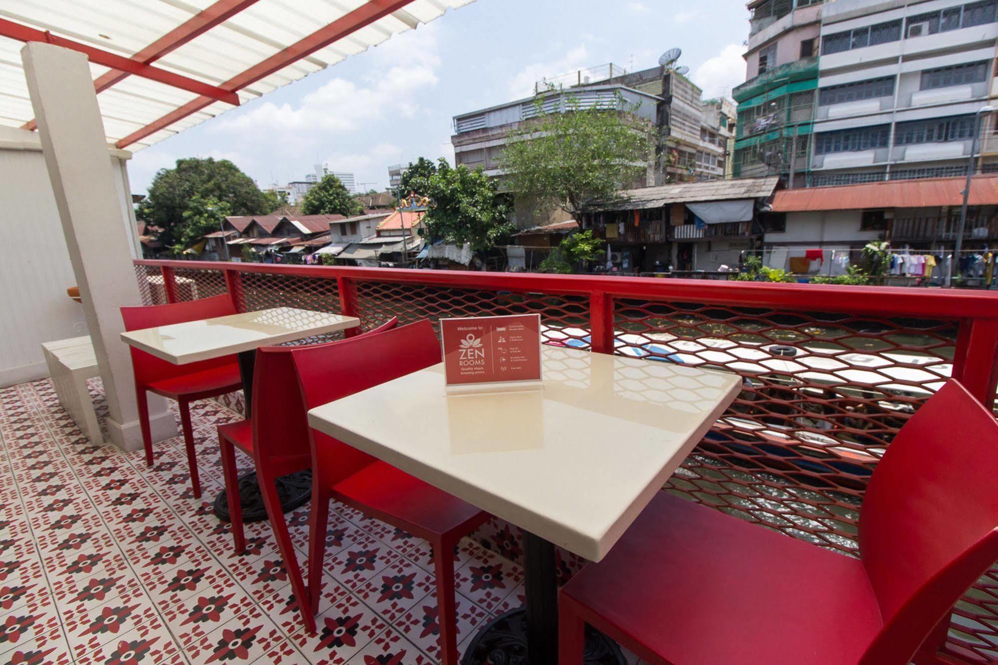 Zen Rooms Damrongrak Road Банкок Екстериор снимка