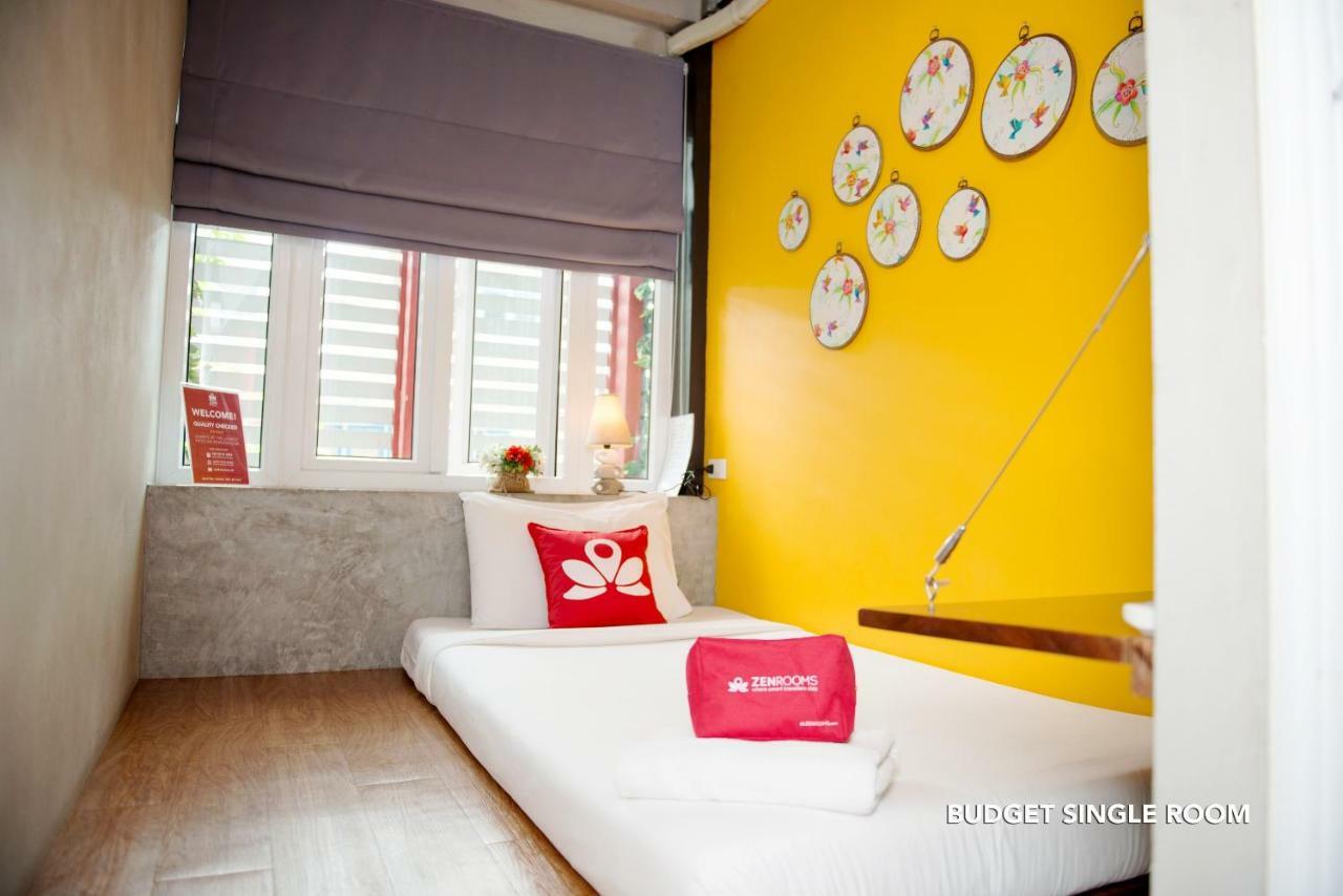 Zen Rooms Damrongrak Road Банкок Екстериор снимка
