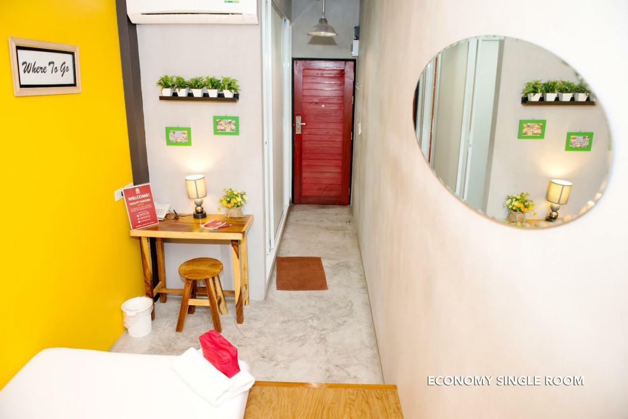 Zen Rooms Damrongrak Road Банкок Екстериор снимка